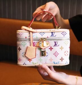 Elegant monogram -Totentox - Louis Vuitton