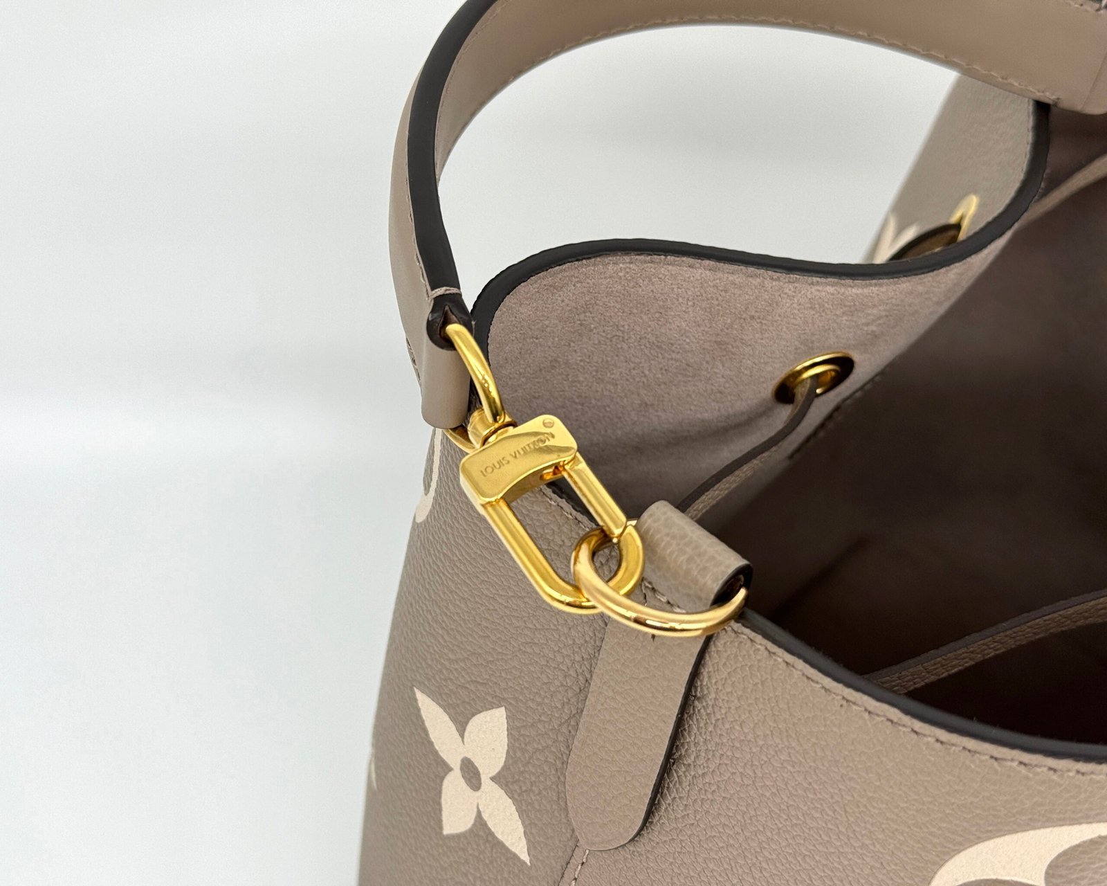 Fashion Bags - Louis Vuitton - Image 21
