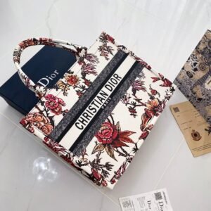 Luxury Extra Large Capacity Bag - Dior